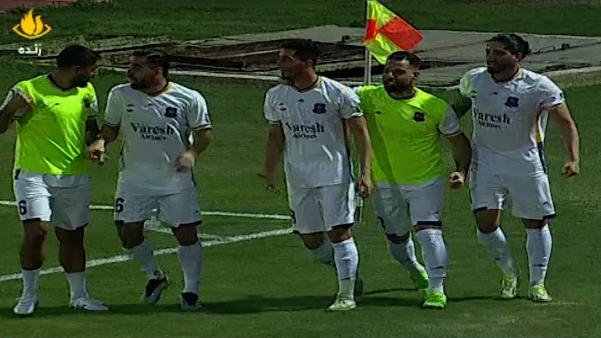 گل اول نساجی به صنعت نفت (گل‌ به خودی)