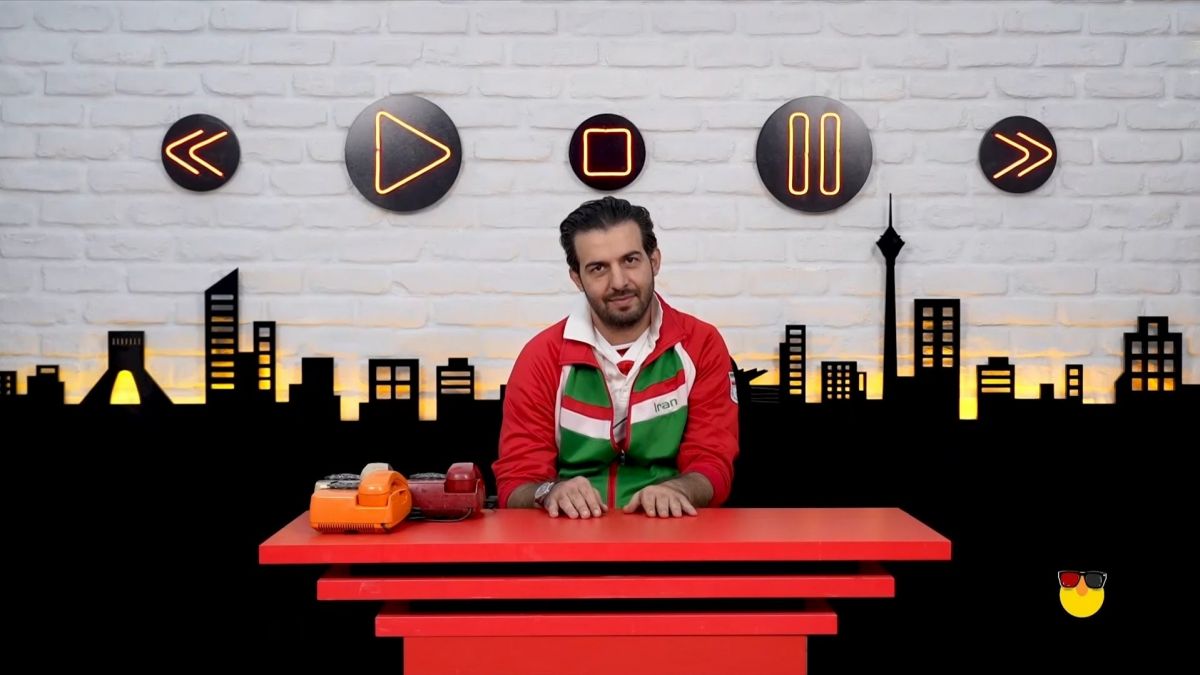 طنز ویدیوچک/ وقتی کنعانی زادگان فرش زیر پایش را هم به هواداران می دهد!