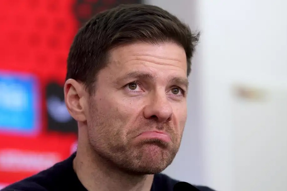 یک پیشنهاد جالب به آلونسو؛ منتظر رئال مادرید بمان