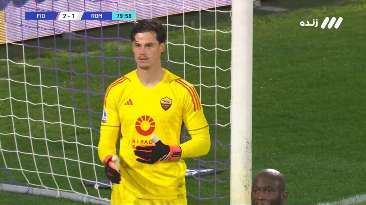 مهار پنالتی فیورنتینا مقابل رم توسط اسویلار