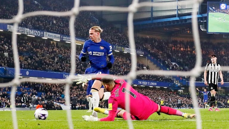 گل سوم چلسی به نیوکاسل (مودریک)