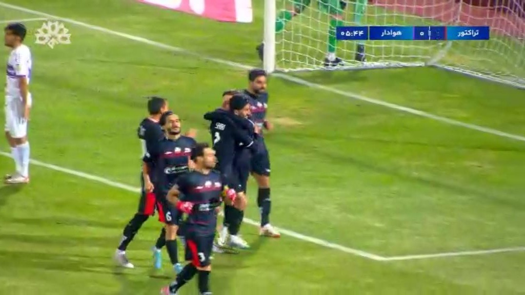 گل اول تراکتور به هوادار (گوستاوو)