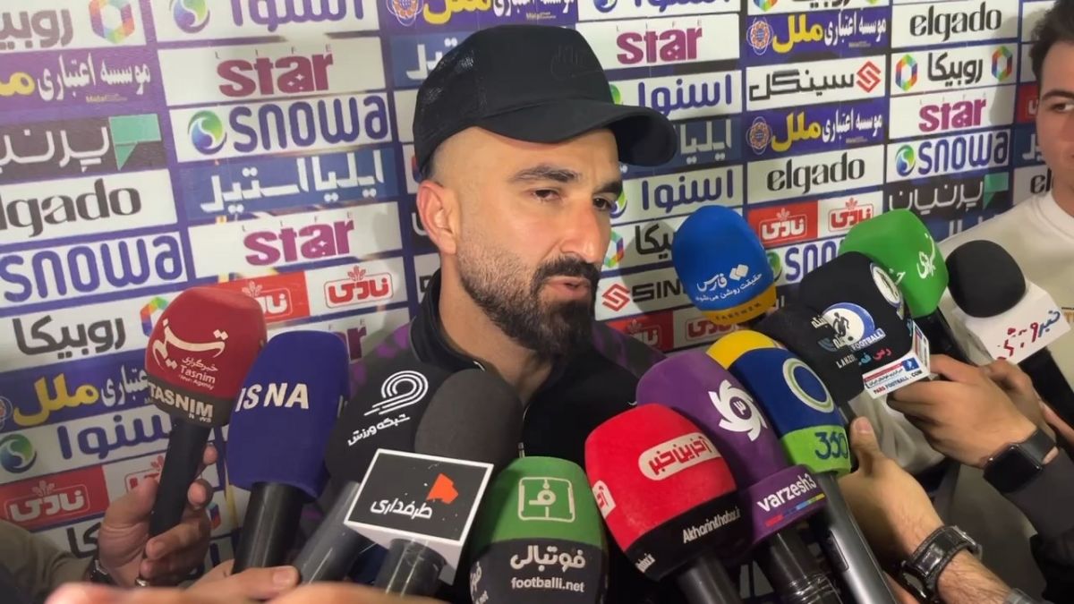 اختصاصی/ صحبتهای داریوش شجاعیان بازیکن هوادار در پایان بازی با استقلال