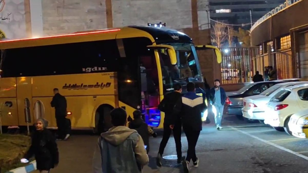 اختصاصی/ خروج عجیب جواد نکونام از ورزشگاه پاس قوامین