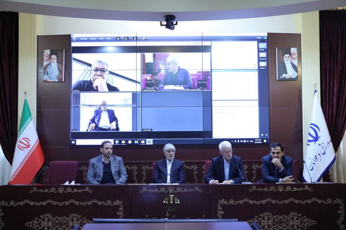 برگزاری جلسه اخذ مجوز حرفهای AFC با حضور وزیر ورزش