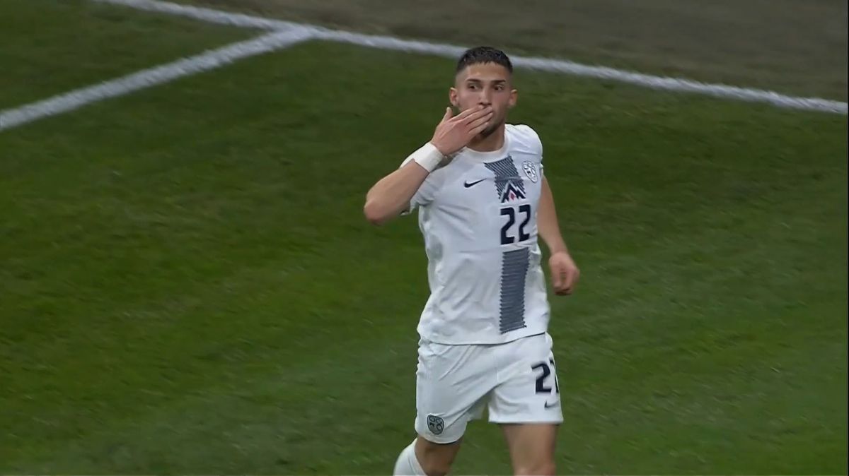 گل اول اسلوونی به پرتغال (گنزدا سرین)