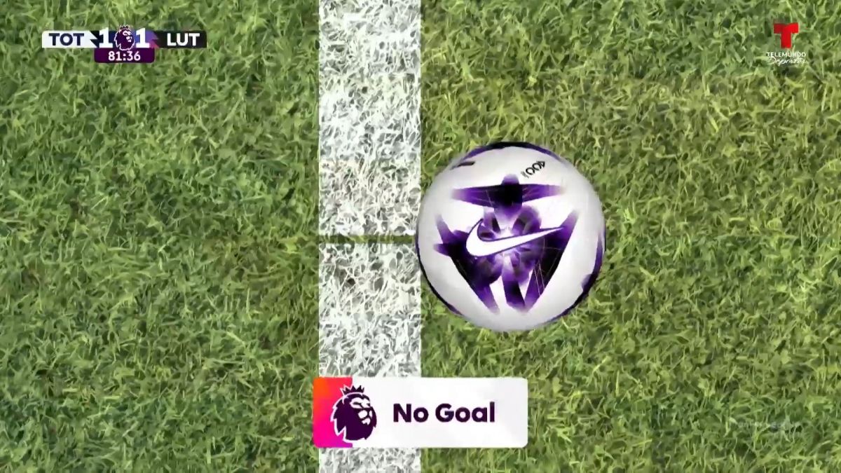 کمتر از 1 میلیمتر توپ روی خط بود و شوت بازیکن تاتنهام مقابل لوتون تبدیل به گل نشد!