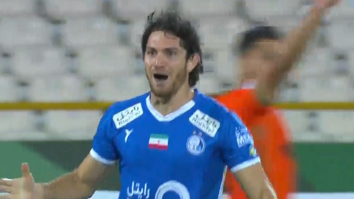 گل دوم استقلال به مس رفسنجان (دبل بلانکو با اشتباه لک)