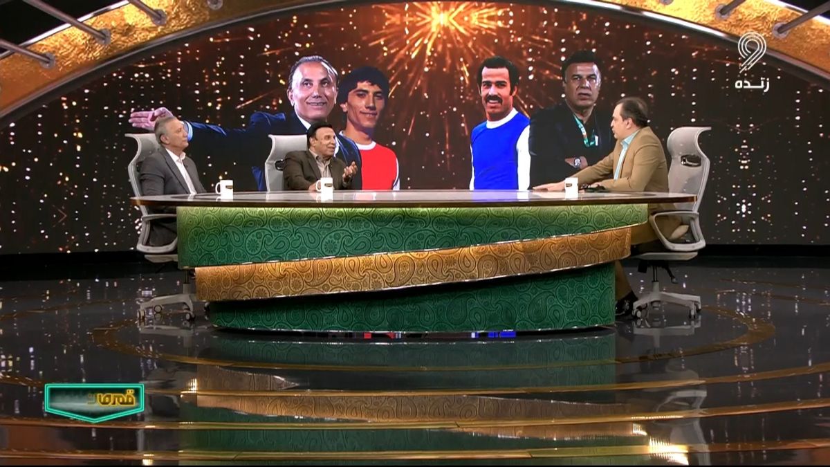 قهرمان ایران/ تعریف و تمجید پرویز مظلومی از عملکرد تیم ملی فوتبال ساحلی