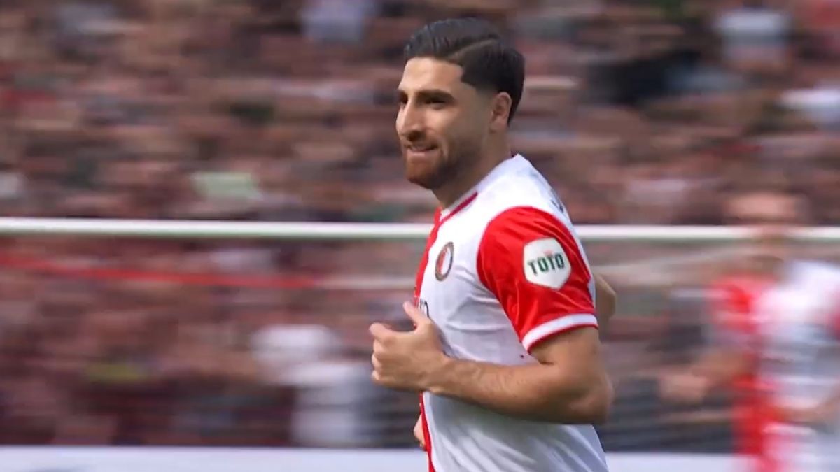 گل هفتم فاینورد به آژاکس توسط علیرضا جهانبخش که مردود اعلام شد