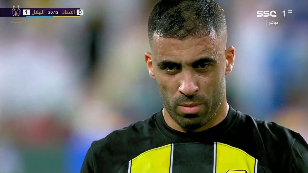 گل اول الاتحاد به الهلال (عبدالرزاق حمدالله در ریباند پنالتی)
