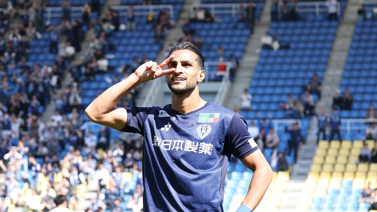 گل اول آویسپا به سانفریس هیروشیما (شهاب زاهدی)