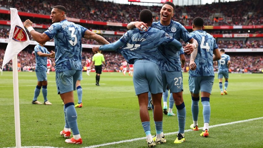 خلاصه بازی آرسنال 0-2 استون ویلا