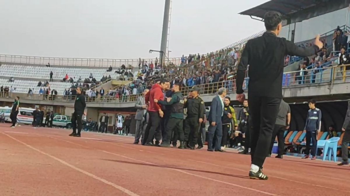 اختصاصی/ درگیری شدید سرآسیایی سرمربی سایپا با عوامل برگزاری مسابقه