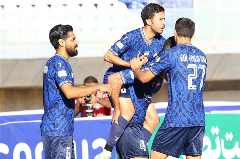 غیبت ۵ بازیکن گلگهر برابر استقلال خوزستان
