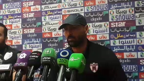 اختصاصی/ کنفرانس خبری میلاد فاندر و حمید عبداللهی مدیر رسانه و مربی هوادار پیش از تقابل با پیکان