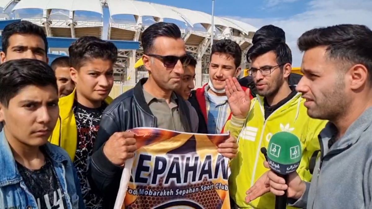 اختصاصی/ مصاحبه با هواداران سپاهان پیش از تقابل با ذوب آهن