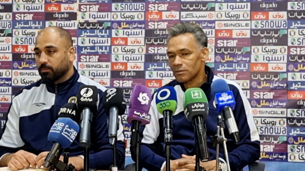 اختصاصی/ نشست خبری بعد از بازی سپاهان - ذوب آهن
