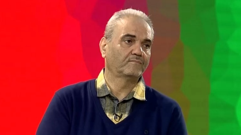 جواد خیابانی: عنایتی ناراحت است که از او انتقاد کردم، تیم امید به هنگ کنگ باخت چکار کنم؟ آفرین آقا رضا عجب بازی کردی به هنگ کنگ باختی، وقتی حذف شدی از چه چیز تو تعریف کنم؟