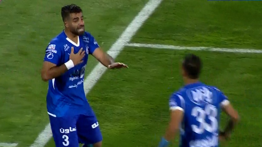 گل سوم استقلال به شمس آذر (مرادمند)