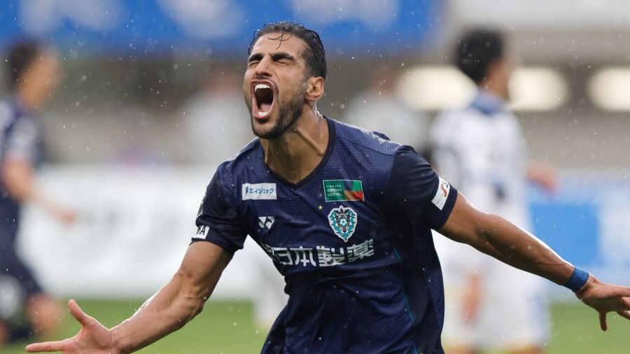 خلاصه بازی آویسپا 2-2 جوبیلو ایواتا (دبل شهاب زاهدی)