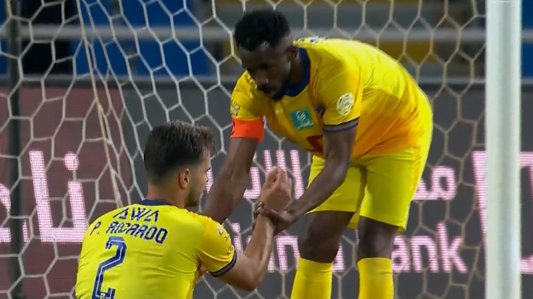 گل دوم الاتحاد به الحزم (گل به خودی ریکاردو)