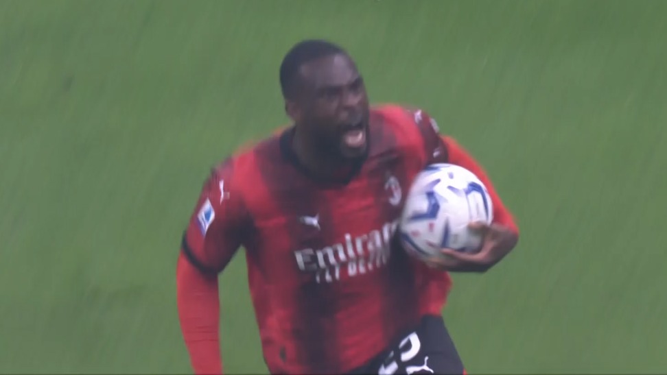 گل اول میلان به اینتر (توموری)