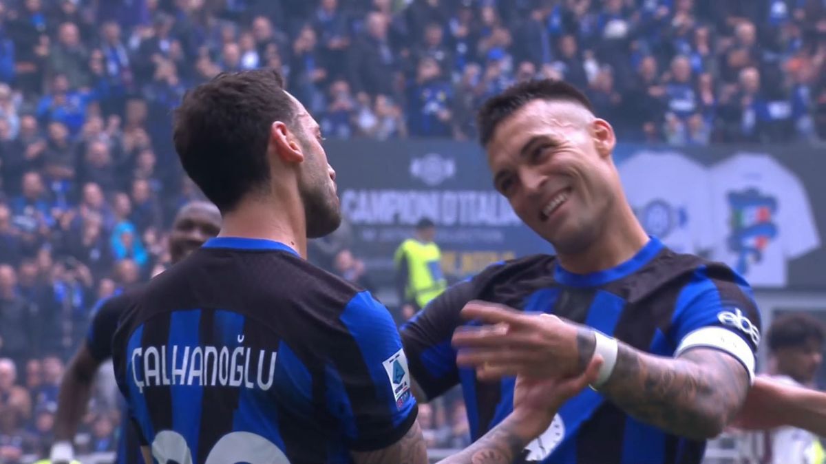 گل دوم اینتر به تورینو (دبل چالهان اوغلو - پنالتی)