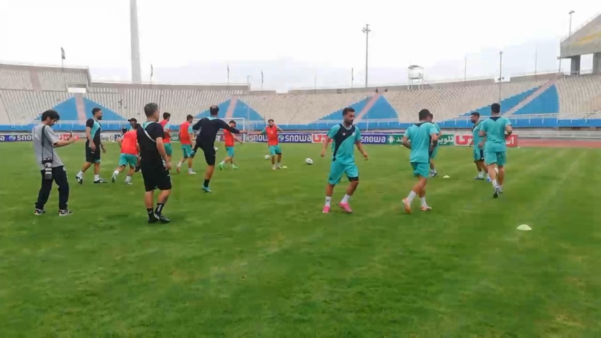 اختصاصی/ گرم کردن بازیکنان استقلال خوزستان و ملوان