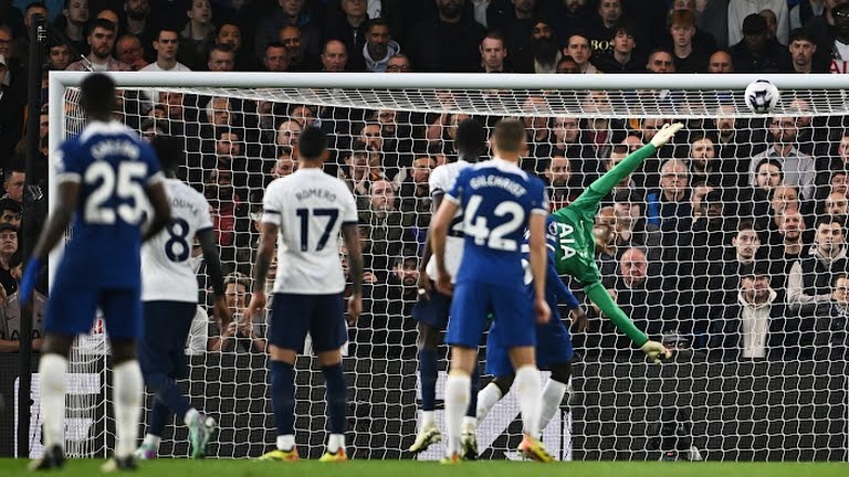 گل اول چلسی به تاتنهام (چالوبا)