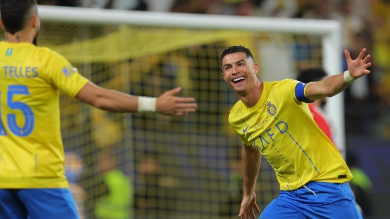 خلاصه بازی النصر 6-0 الوحده عربستان (هت تریک رونالدو)