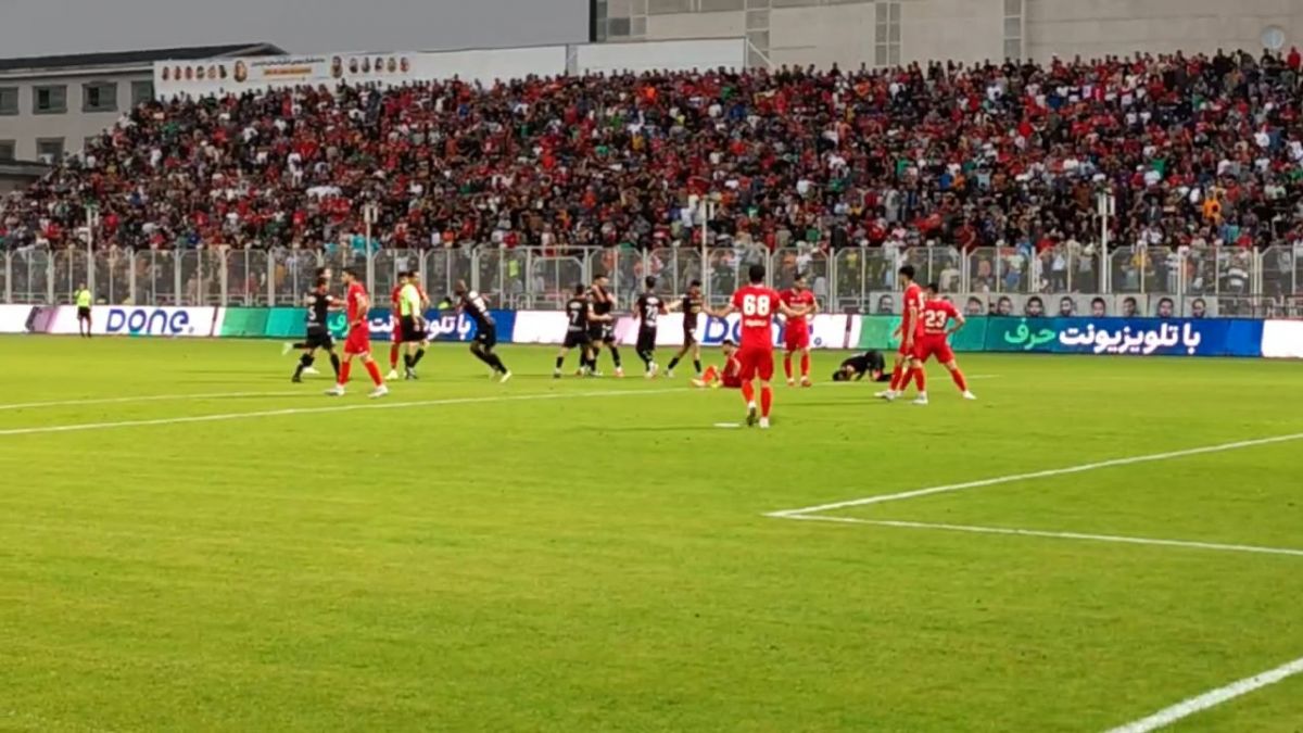 اختصاصی/ لحظه به ثمر رسیدن گل اورونوف به نساجی از زاویه دوربین فوتبالی