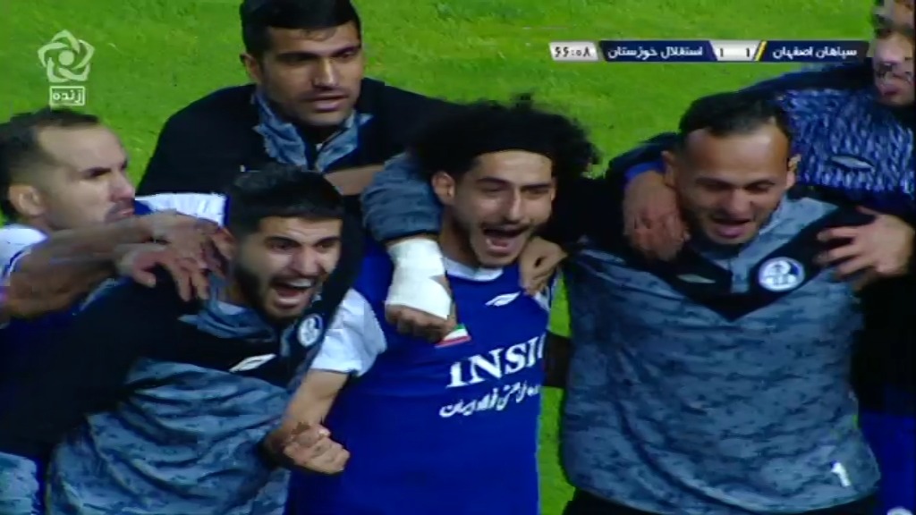گل اول استقلال خوزستان به سپاهان (قیچی برگردان آقایی پور)