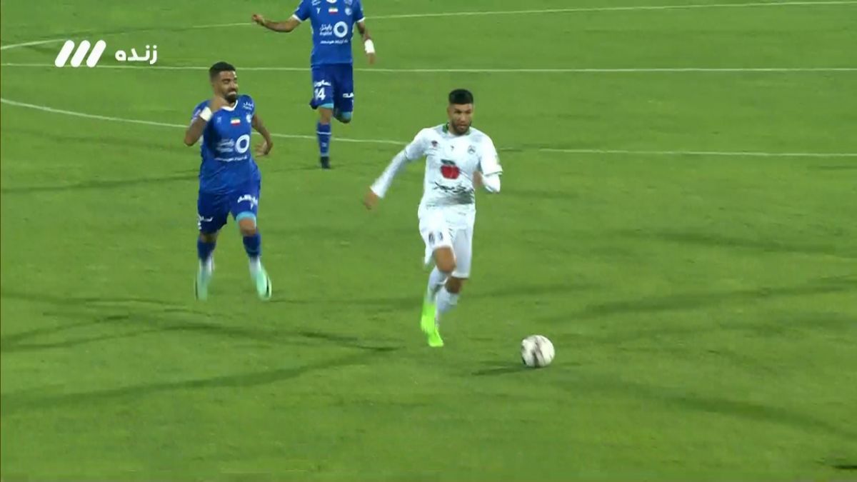 گل اول ذوب آهن به استقلال (مجید علیاری)