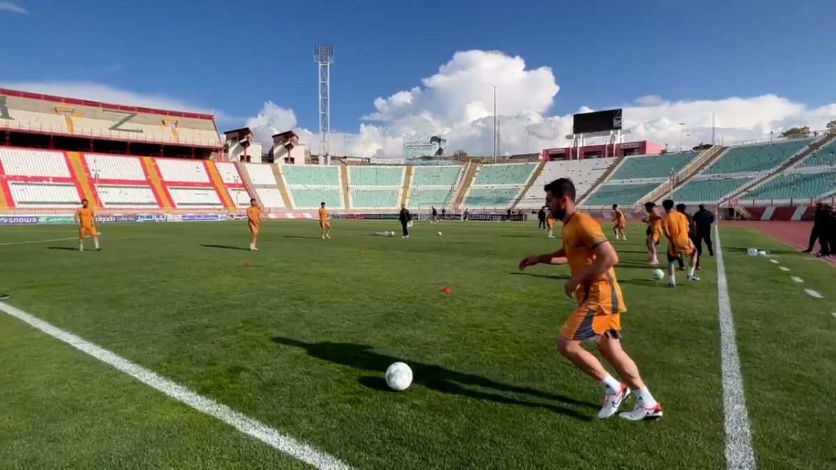 اختصاصی/ گرم کردن بازیکنان مس سونگون - سایپا قبل از شروع مسابقه