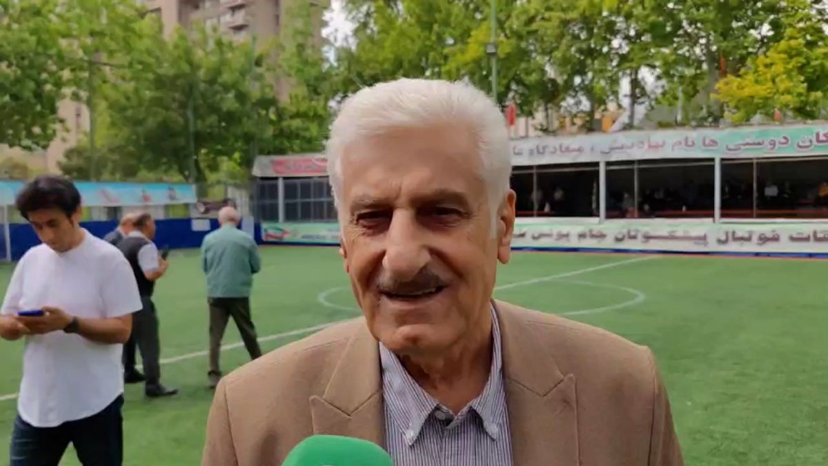 اختصاصی/ منصور رشیدی: نیمه دوم استقلال مقابل ذوب آهن شاهکار کرد و برنده شد