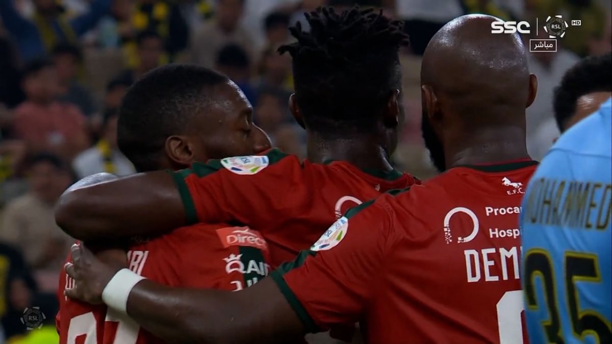 گل چهارم الاتفاق به الاتحاد (دبل کارل توکو اکامبی)