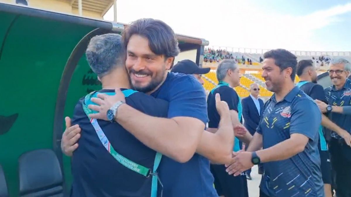 اختصاصی/ از خوش و بش مربیان شمس آذر و ملوان تا تشویق مدیرعامل ملوان توسط تماشاگران