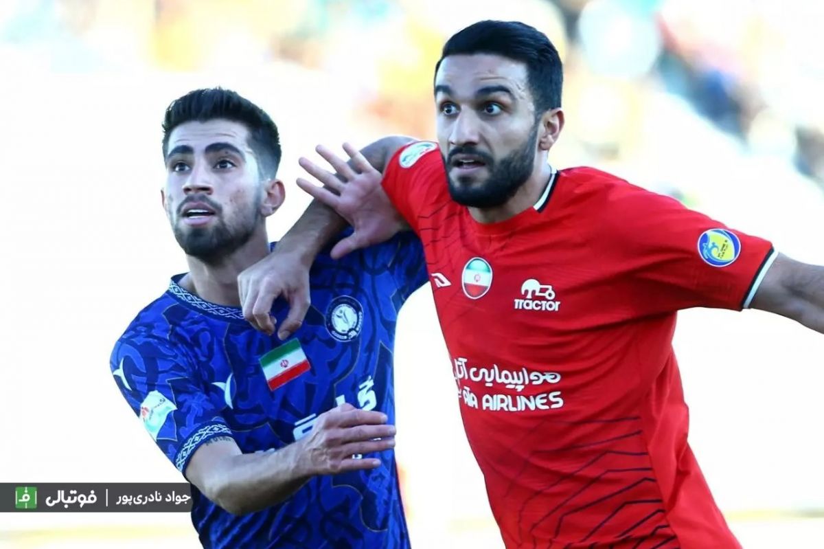 برتری دو بر صفر تراکتور مقابل گلگهر در پایان نیمه اول