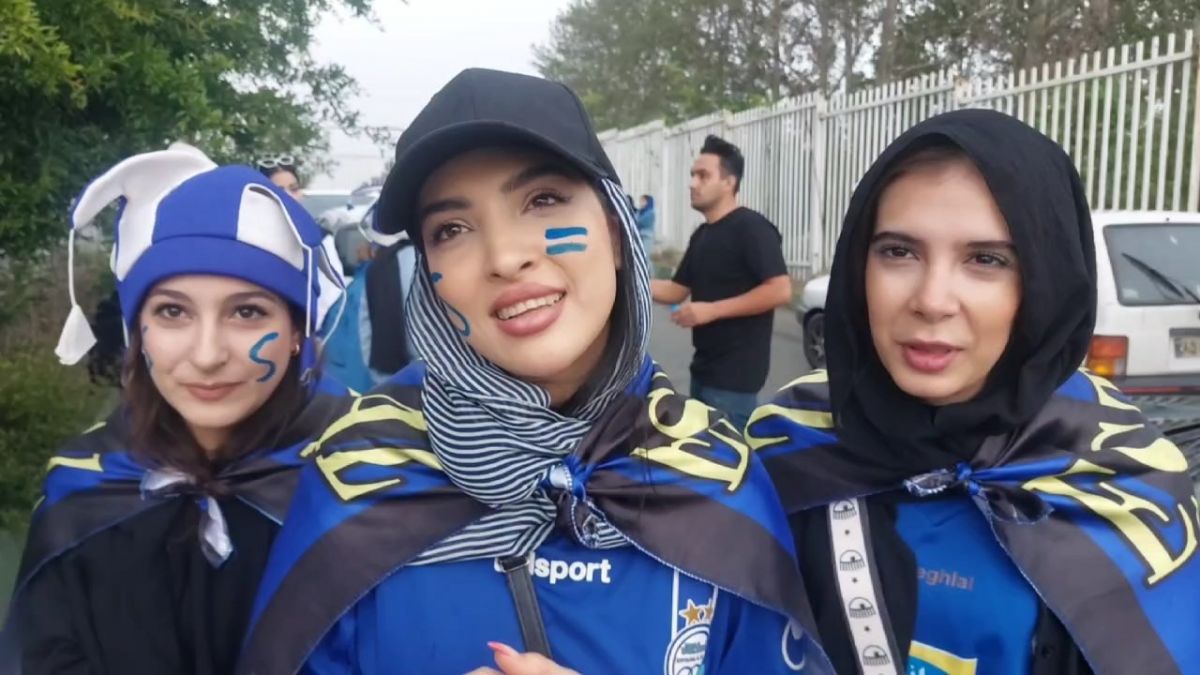 اختصاصی/ هوادار خانم استقلال: لورکوزن را با استقلال یکی نکنید، استقلال با فرهاد مجیدی هم بدون باخت قهرمان شد