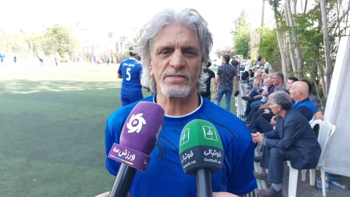 اختصاصی/ شکورزاده کاپیتان اسبق استقلال: حاشیه هایی که پیش می آید خنده دار است و بهانه است، اگر زحمت بکشید خدا مزد شما را خواهد داد و انشالله استقلال قهرمان می شود