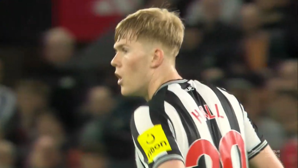 گل دوم نیوکاسل به منچستریونایتد (شوت زیبای لویس هال)