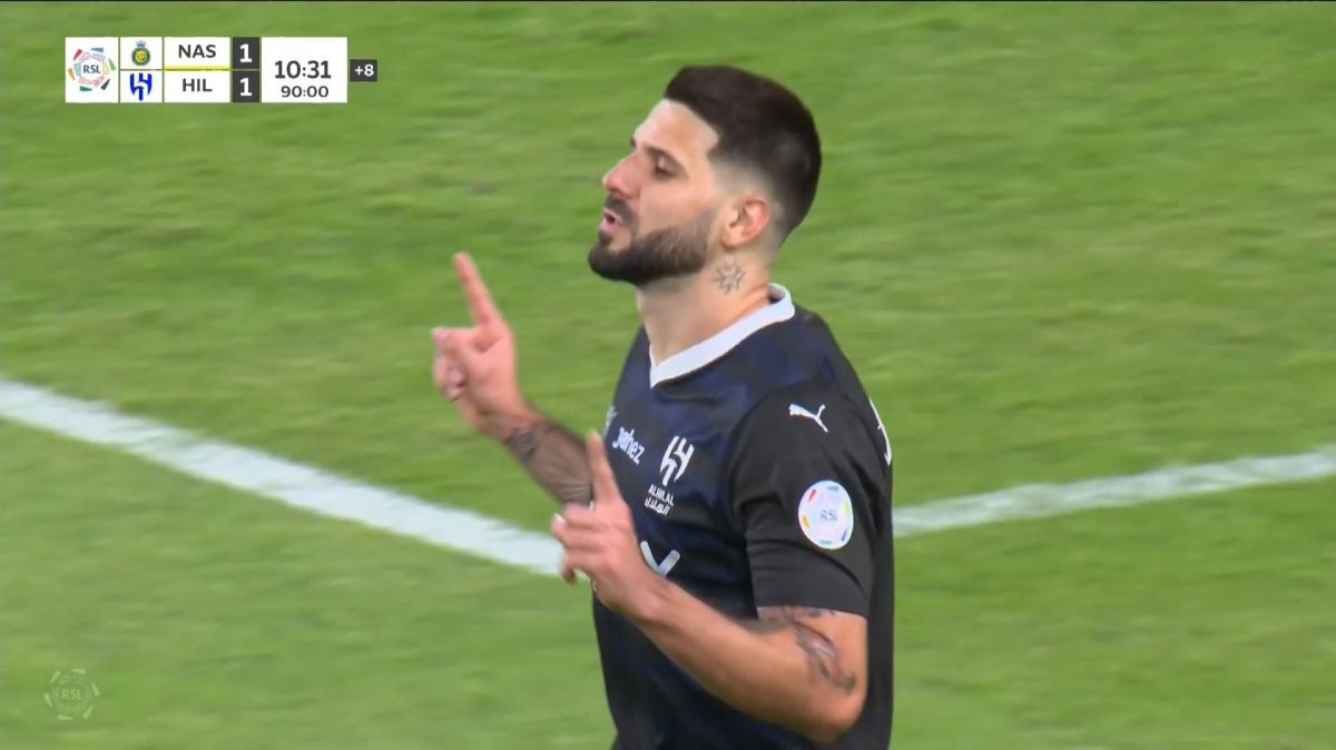 گل اول الهلال به النصر (میتروویچ - پنالتی در دقیقه 100)