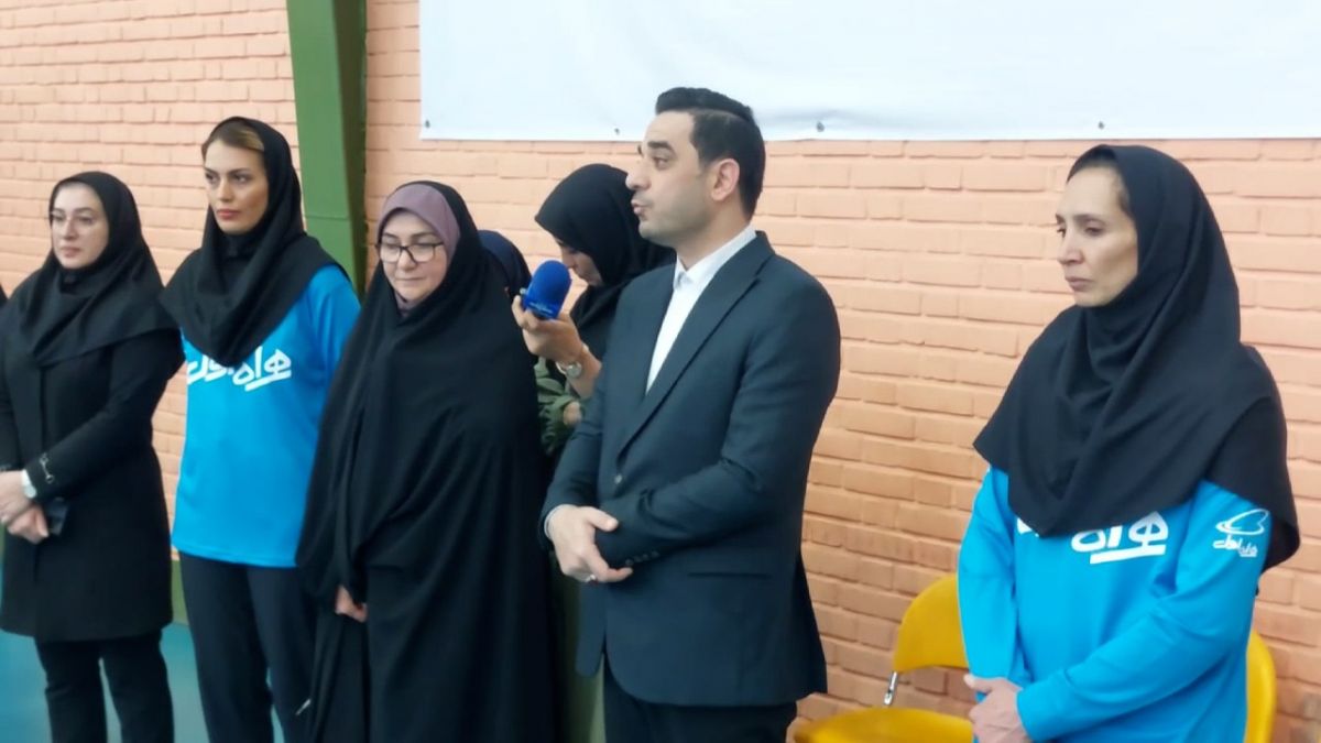اختصاصی/ صحبت های تقوی در بین والیبالیست های نوجوان بانوان ایران