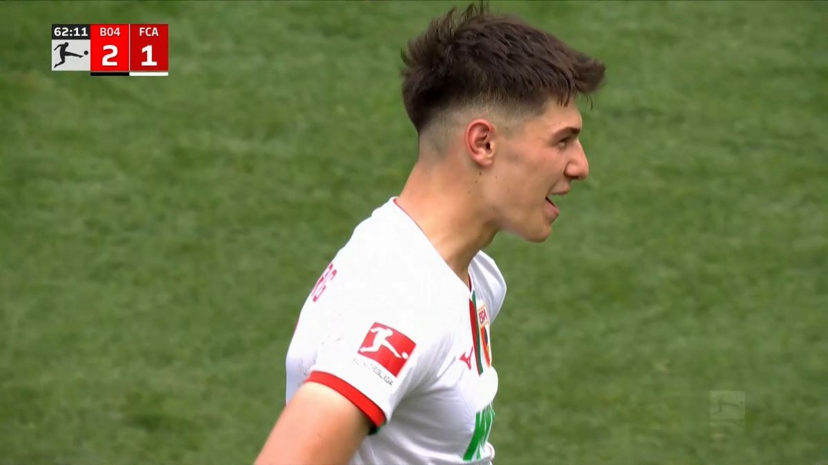 گل اول آگزبورگ به بایر لورکوزن (مرت کومور)