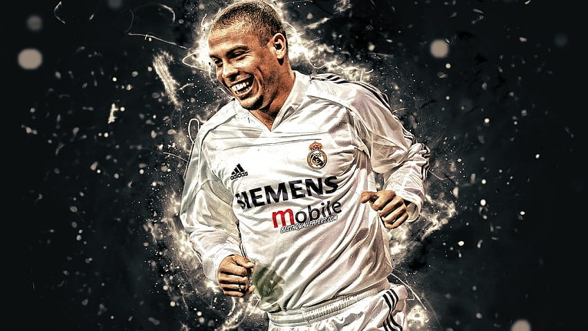 دریبل های ویران کننده رونالدو نازاریو معروف به مرد مریخی