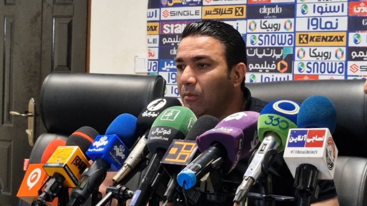 اختصاصی/ کنفرانس خبری جنجالی جواد نکونام پس از تساوی استقلال مقابل نساجی و از دست دادن صدر جدول