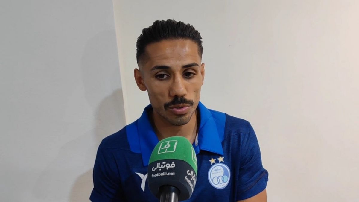 اختصاصی/ میلاد فخرالدینی: داور پنالتی استقلال را نگرفت و همان صحنه را برای پرسپولیس پنالتی گرفتند