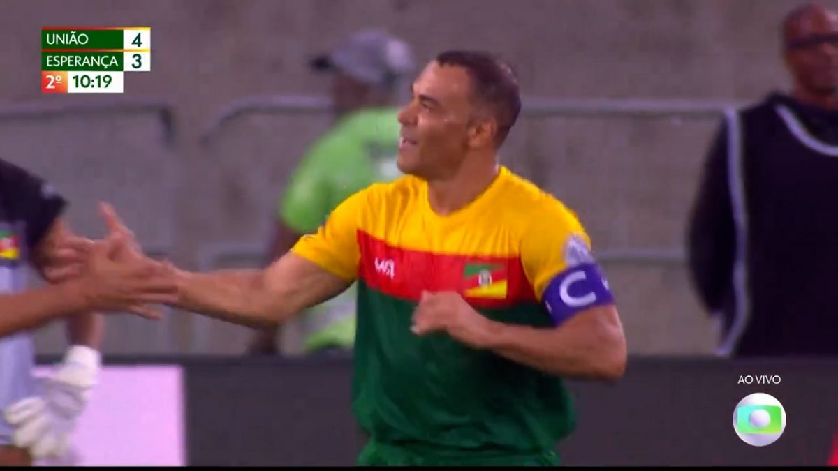 گلزنی کافو در دیدار دوستانه