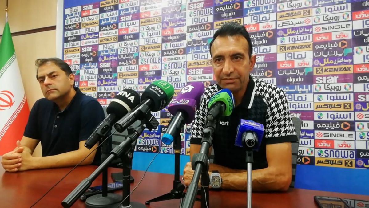 اختصاصی/ نشست خبری قبل از دیدار فولاد - پیکان